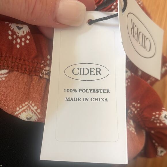 Cider free spirit adjustable strap crop with elastic size medium new with tag - Picture 7 of 7